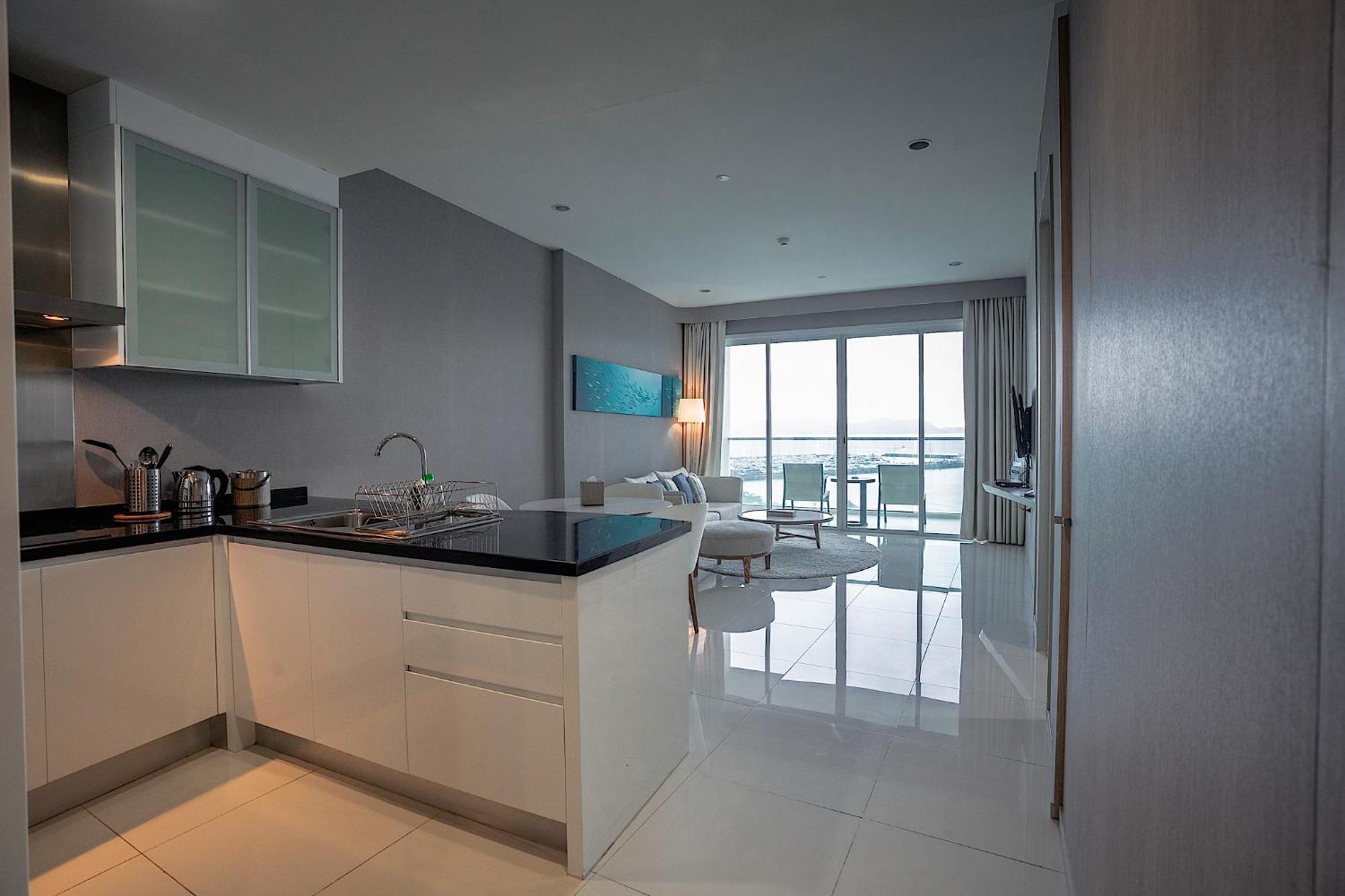 Movenpick Residences Pattaya With Ocean View ナ・ジョムティエン エクステリア 写真