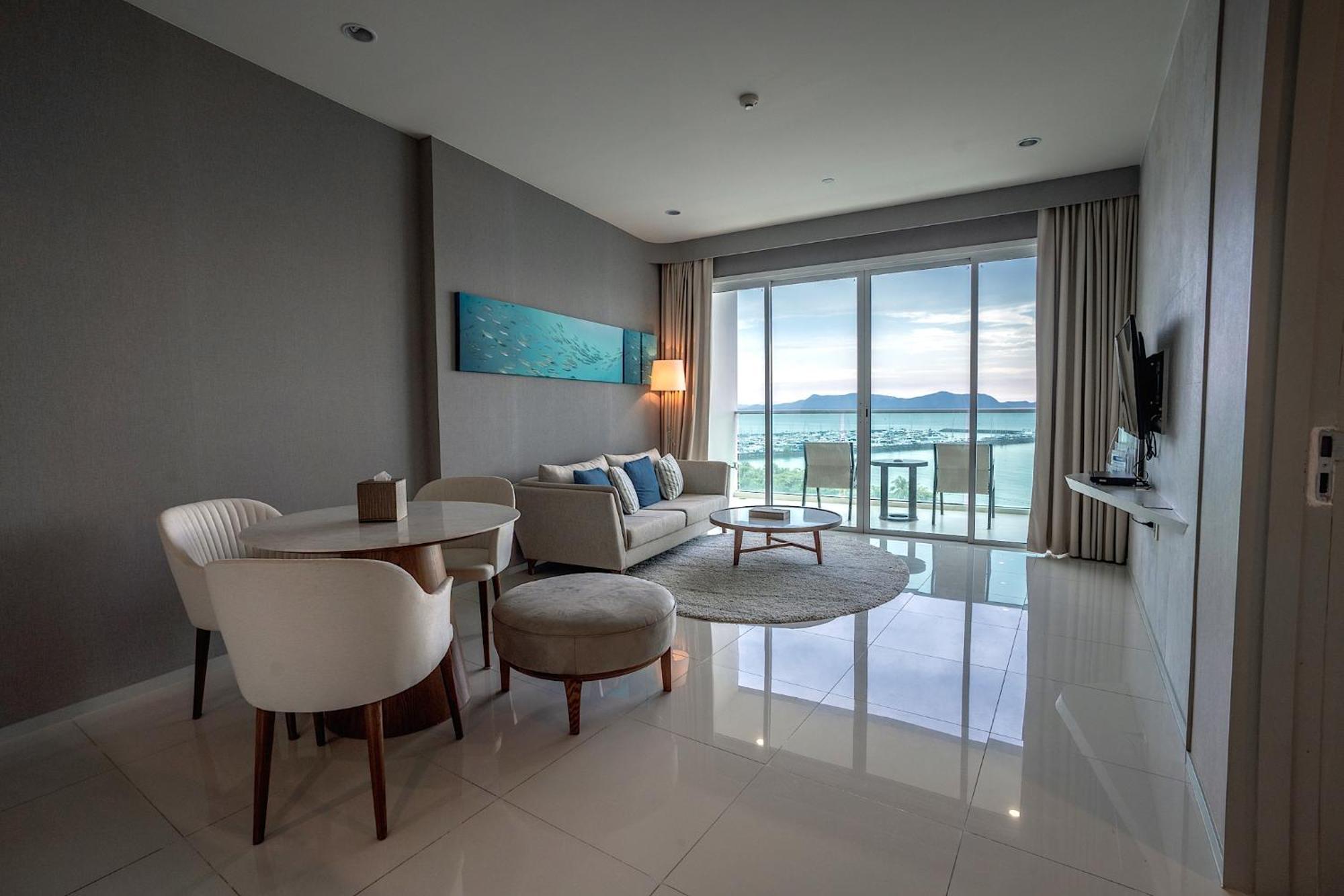 Movenpick Residences Pattaya With Ocean View ナ・ジョムティエン エクステリア 写真