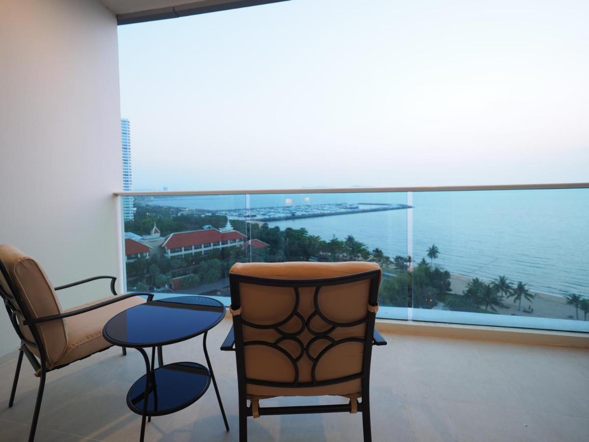Movenpick Residences Pattaya With Ocean View ナ・ジョムティエン エクステリア 写真